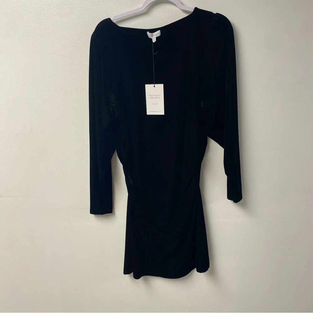 S’Edge Apparel Black Crushed Velvet Knee Length Dress Size Medium‎